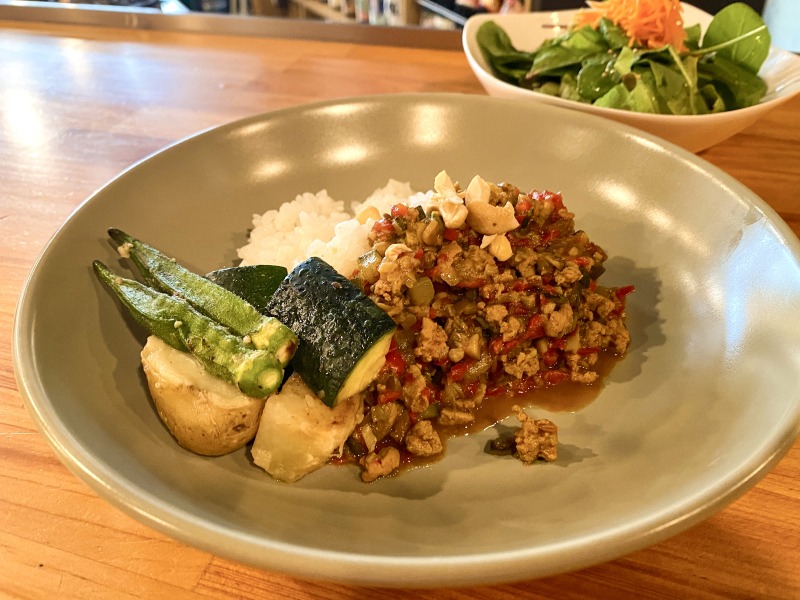 浜田山のカフェファンキーの鶏肉のキーマカレー