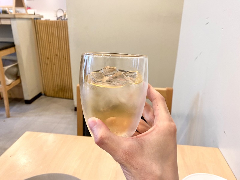 浜田山のふれんちピッツァtrefleの白葡萄ジュース