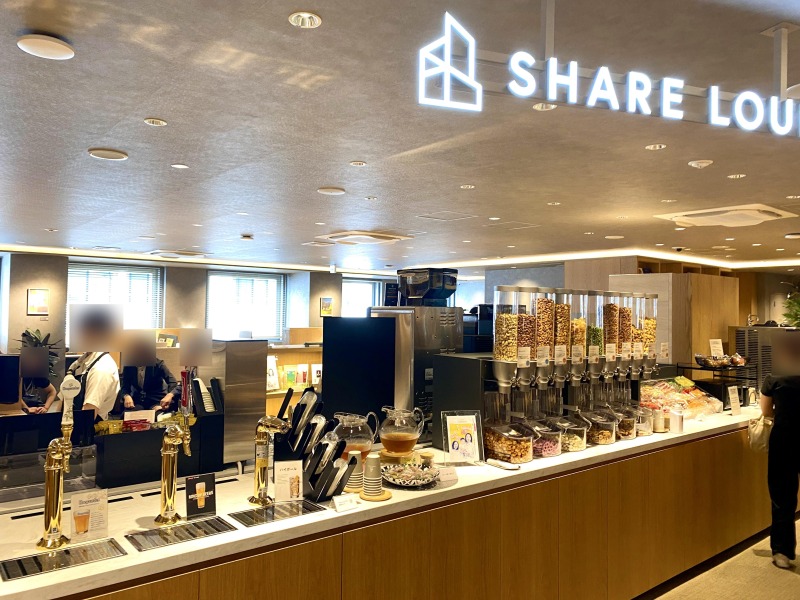 SHARE LOUNGE Olive LOUNGE 都立大学駅前のフードとドリンクのコーナー