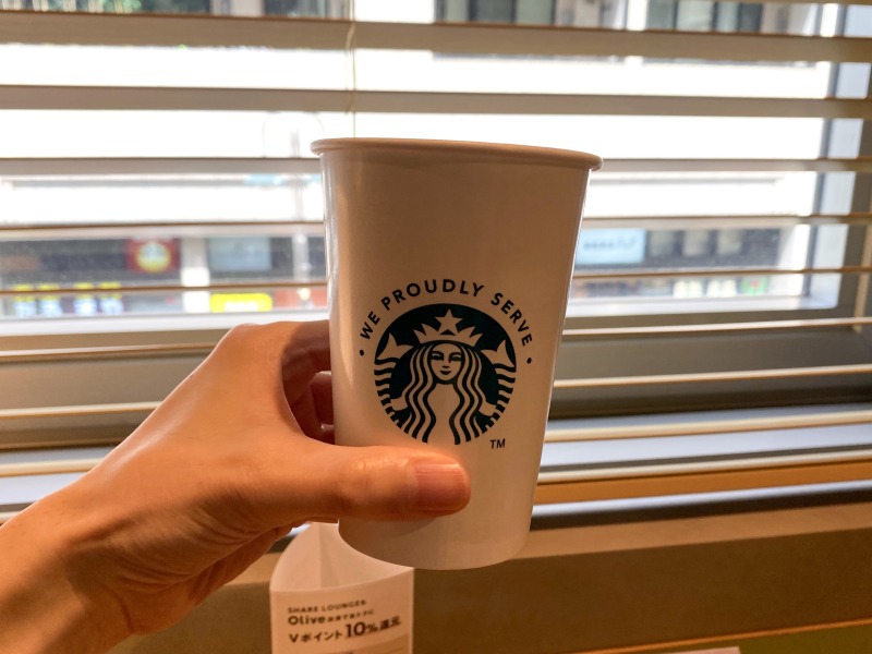 SHARE LOUNGE Olive LOUNGE 都立大学駅前のカフェラテ