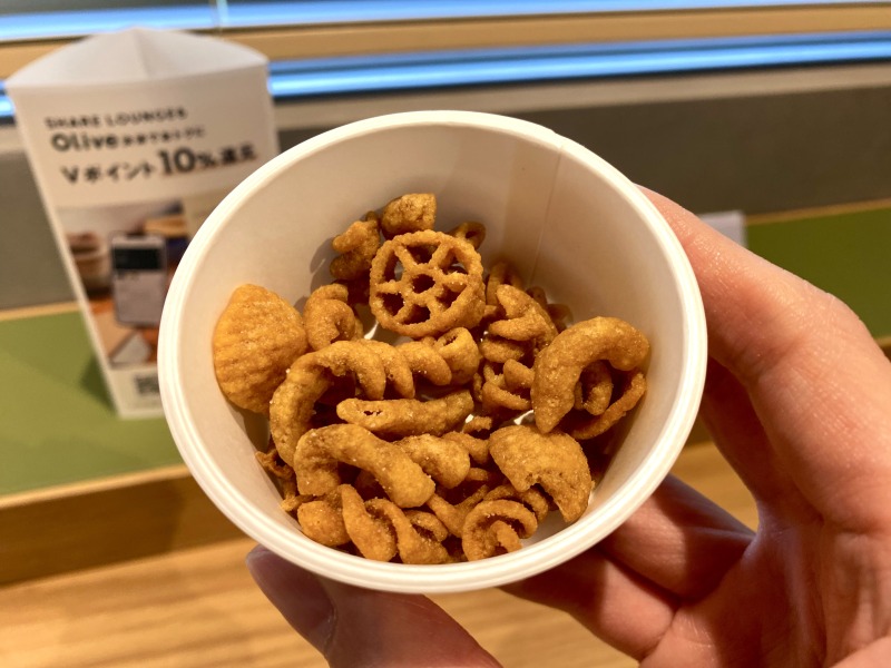 SHARE LOUNGE Olive LOUNGE 都立大学駅前のサクットパスタ2種