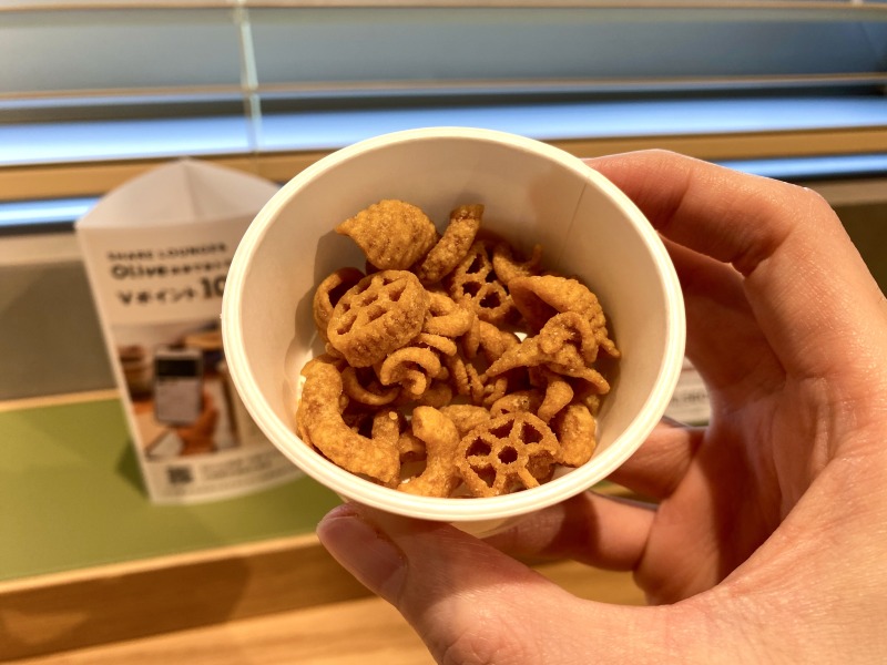 SHARE LOUNGE Olive LOUNGE 都立大学駅前のサクッとパスタ コーンポタージュ