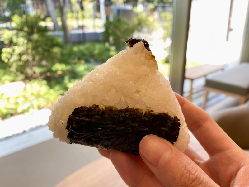 荻外荘展示棟のおにぎり2種の昆布おにぎり