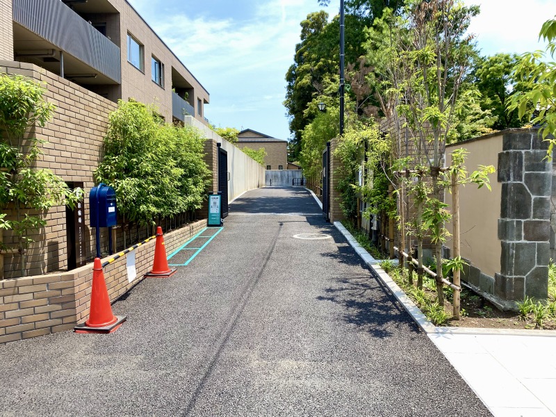 荻外荘の駐輪場までの道のり