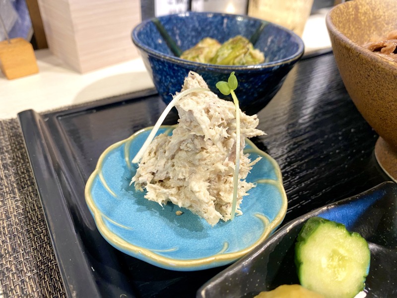 肉割烹 心の親鳥のシーチキン