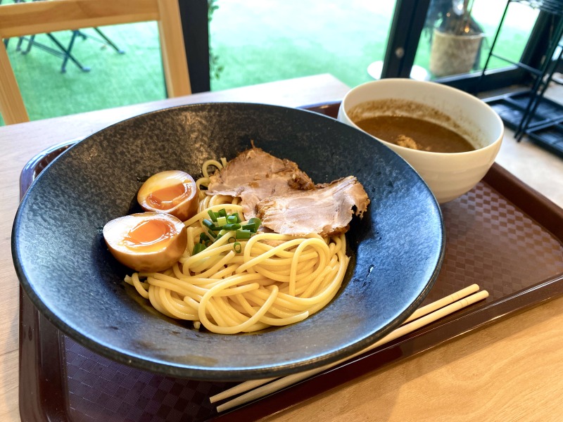 ハローパスタ杉並宮前店の濃厚魚介つけ麺パスタ
