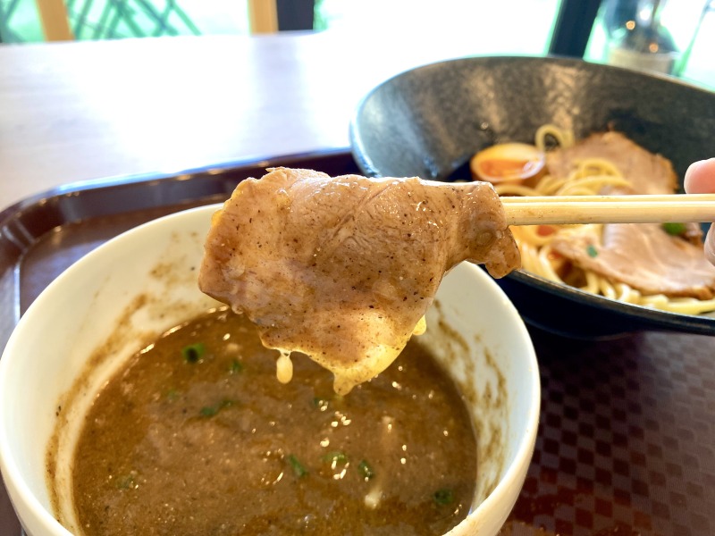 ハローパスタ杉並宮前店の濃厚魚介つけ麺パスタのチャーシュー
