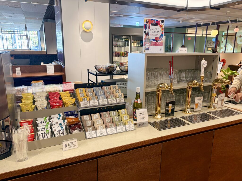 シェアラウンジキラリナ京王吉祥寺のスープ＋お茶＋アルコール