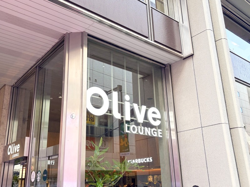 SHARE LOUNGE Olive LOUNGE 新宿通のオリーブラウンジ