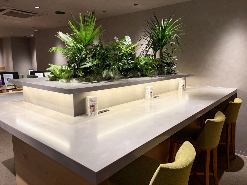 SHARE LOUNGE Olive LOUNGE 新宿通の地下の内観4