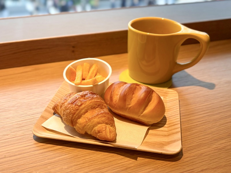 SHARE LOUNGE Olive LOUNGE 新宿通の2回目に選んだフードとドリンク