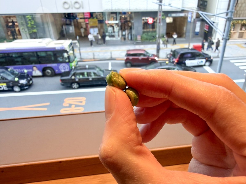 SHARE LOUNGE Olive LOUNGE 新宿通のグリーンビンズを食べるところ