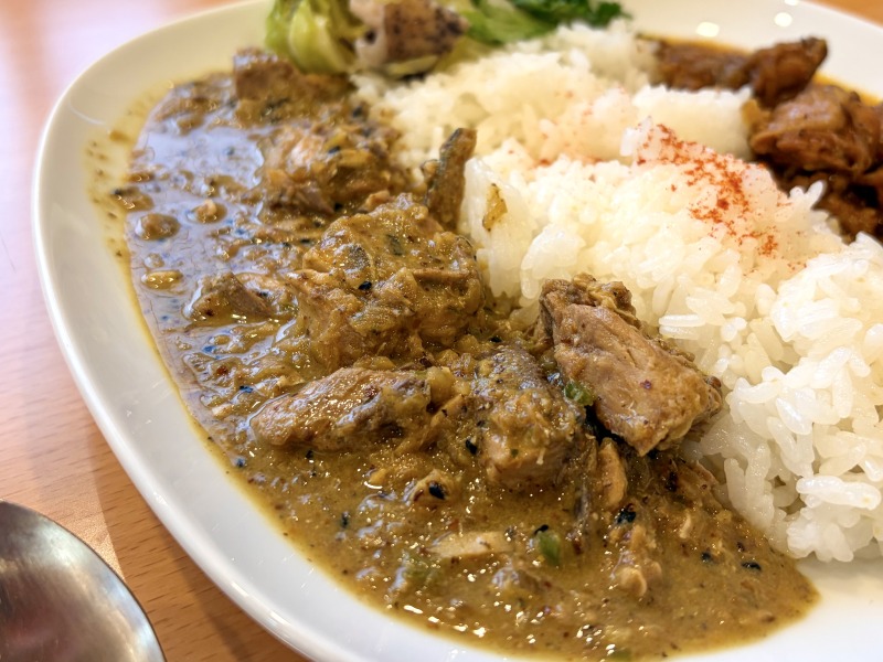 カレーの雫の鯖のマスタードカレー