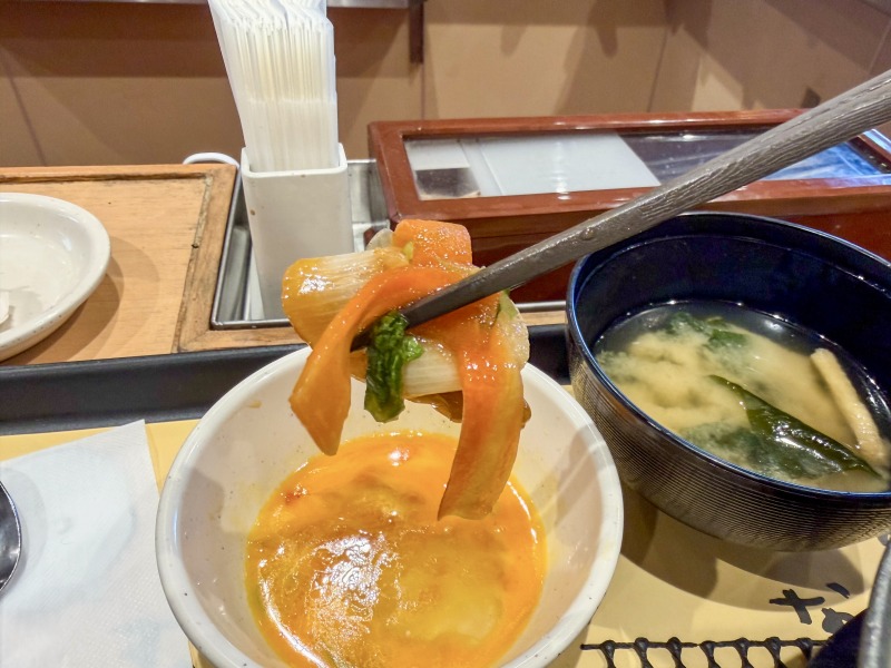 松屋 ちいかわのすき焼き鍋膳の野菜