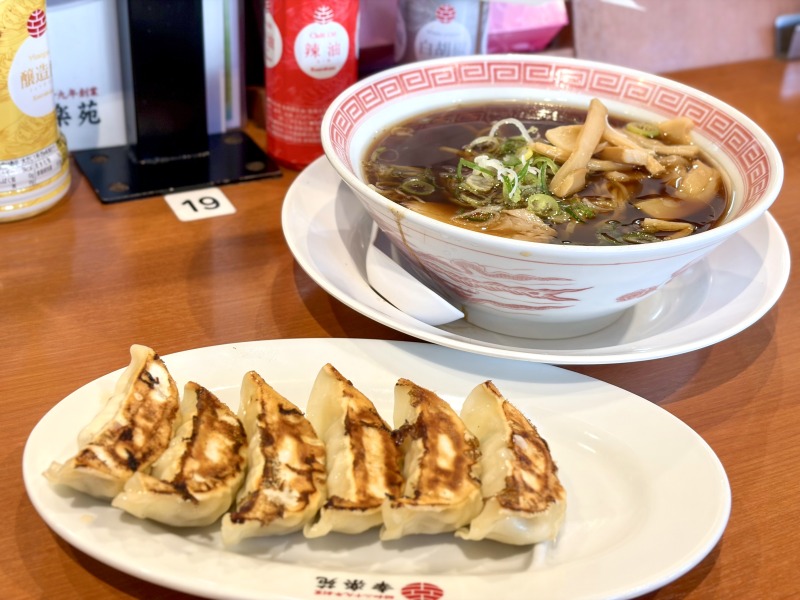 幸楽苑 杉並高井戸店の郡山ブラック素らーめん餃子セット