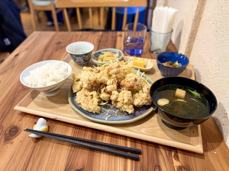 久我山のしらすびよりの鶏のからあげ定食