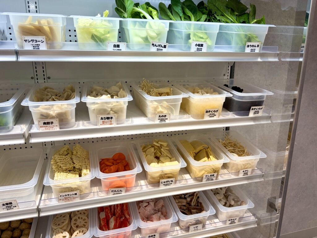 フーエンマーラタンイオン橋本店の具材のショーケースの棚右上