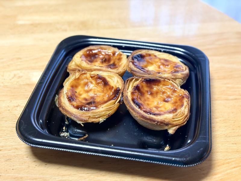 スーパーバリュー杉並高井戸店で購入したパステル・ナタ（エッグタルト）