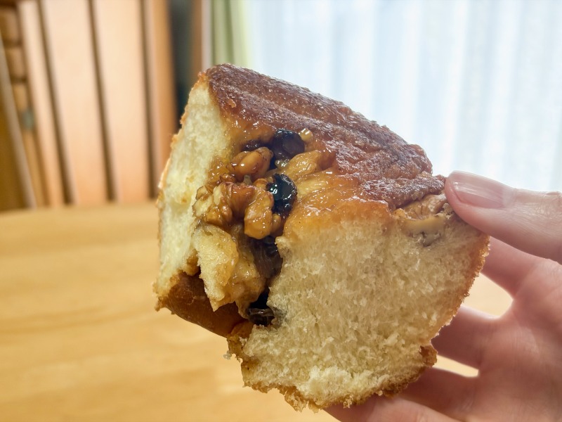 永福 岩さきのチェルシーバンズを食べるところ