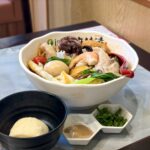 iSDG 麻辣燙 大塚店のマーラータン＋饅頭