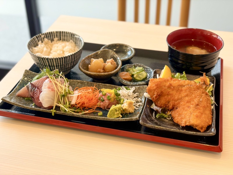 食堂 髙ひろ 西荻高架下の元祖　髙ひろ定食