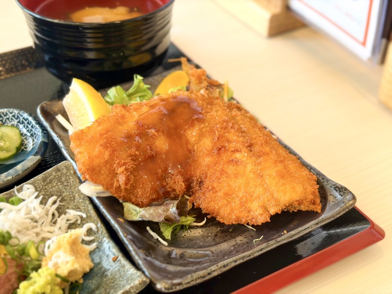食堂 髙ひろ 西荻高架下の元祖　髙ひろ定食のアジフライ