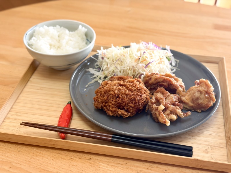 浜田山のふみきりキッチンの鶏メンチと唐揚げ